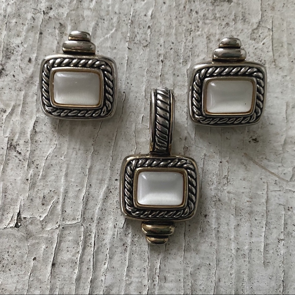 Vintage mother of pearl clip on earrings and pendant set